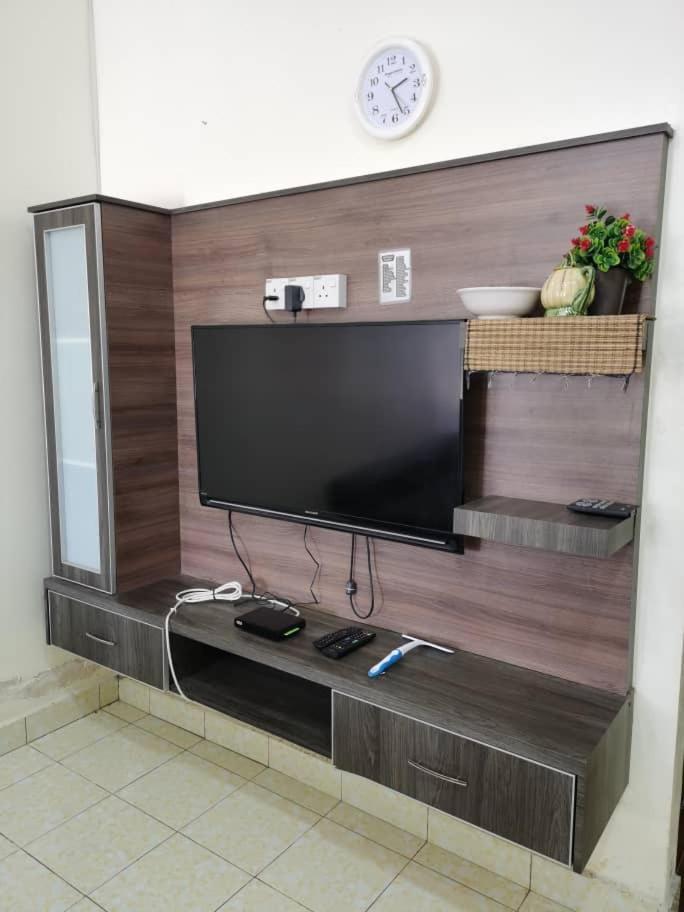 Homestay Che Wan Kuantan Buitenkant foto